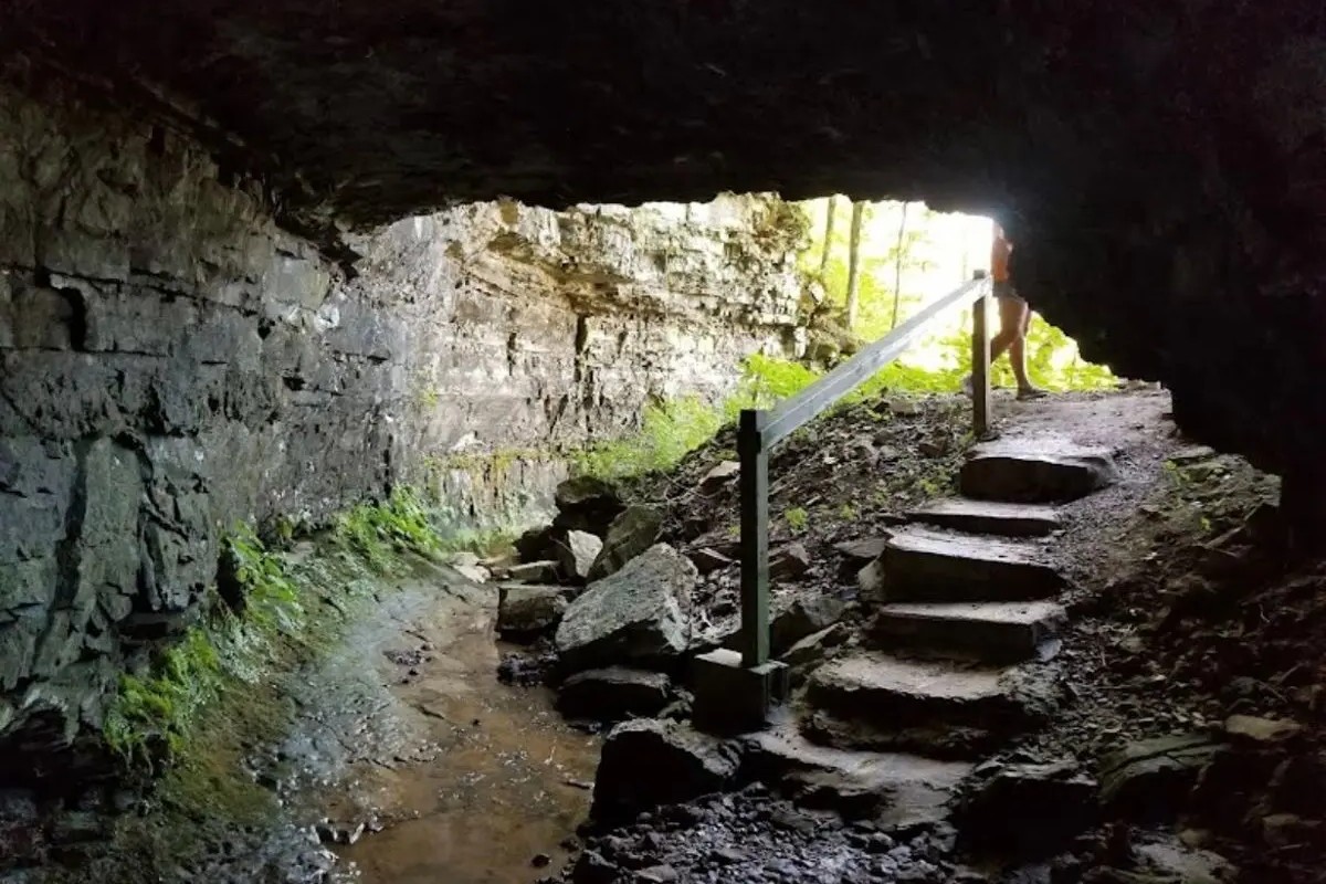 secrets-of-tennessees-bell-witch-cave