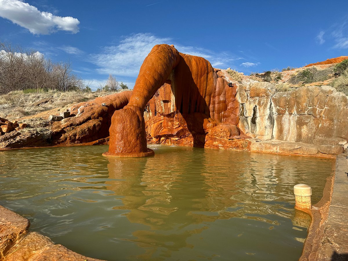 secrets-of-utahs-mystic-hot-springs-thermal-pools