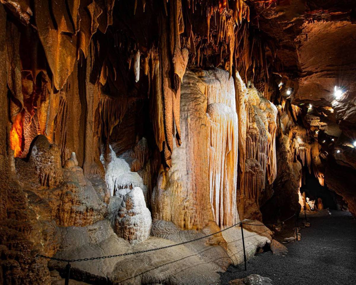 secrets-of-virginias-shenandoah-caverns