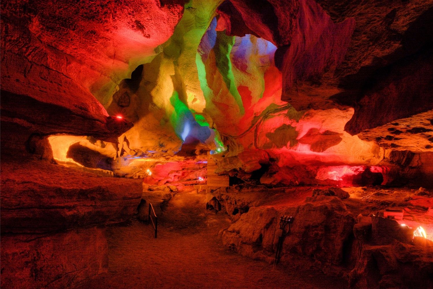 secrets-of-virginias-skyline-caverns