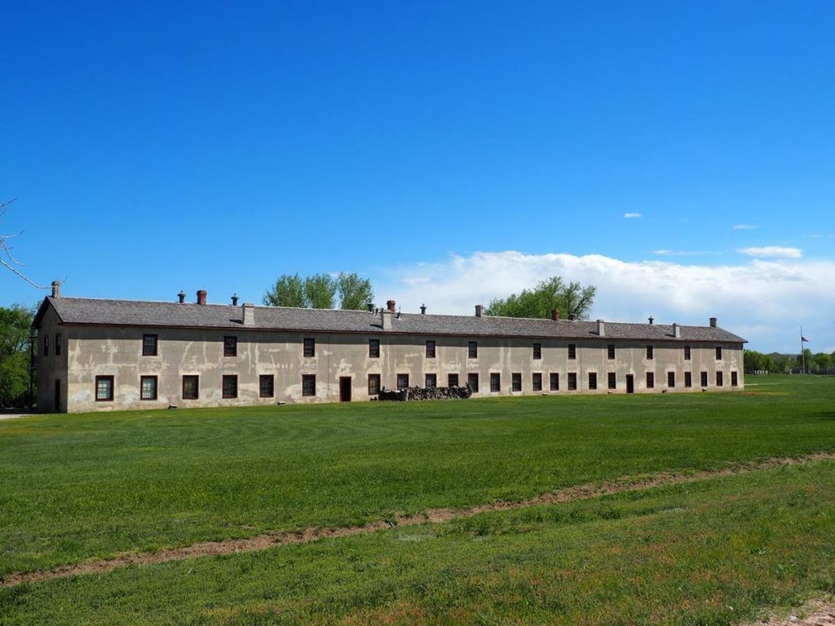 secrets-of-wyomings-fort-laramie-trail-stone-foundations