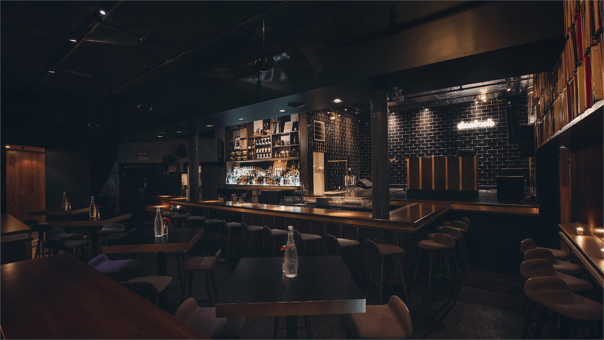 hidden-tunnels-of-chicagos-downtown-speakeasy