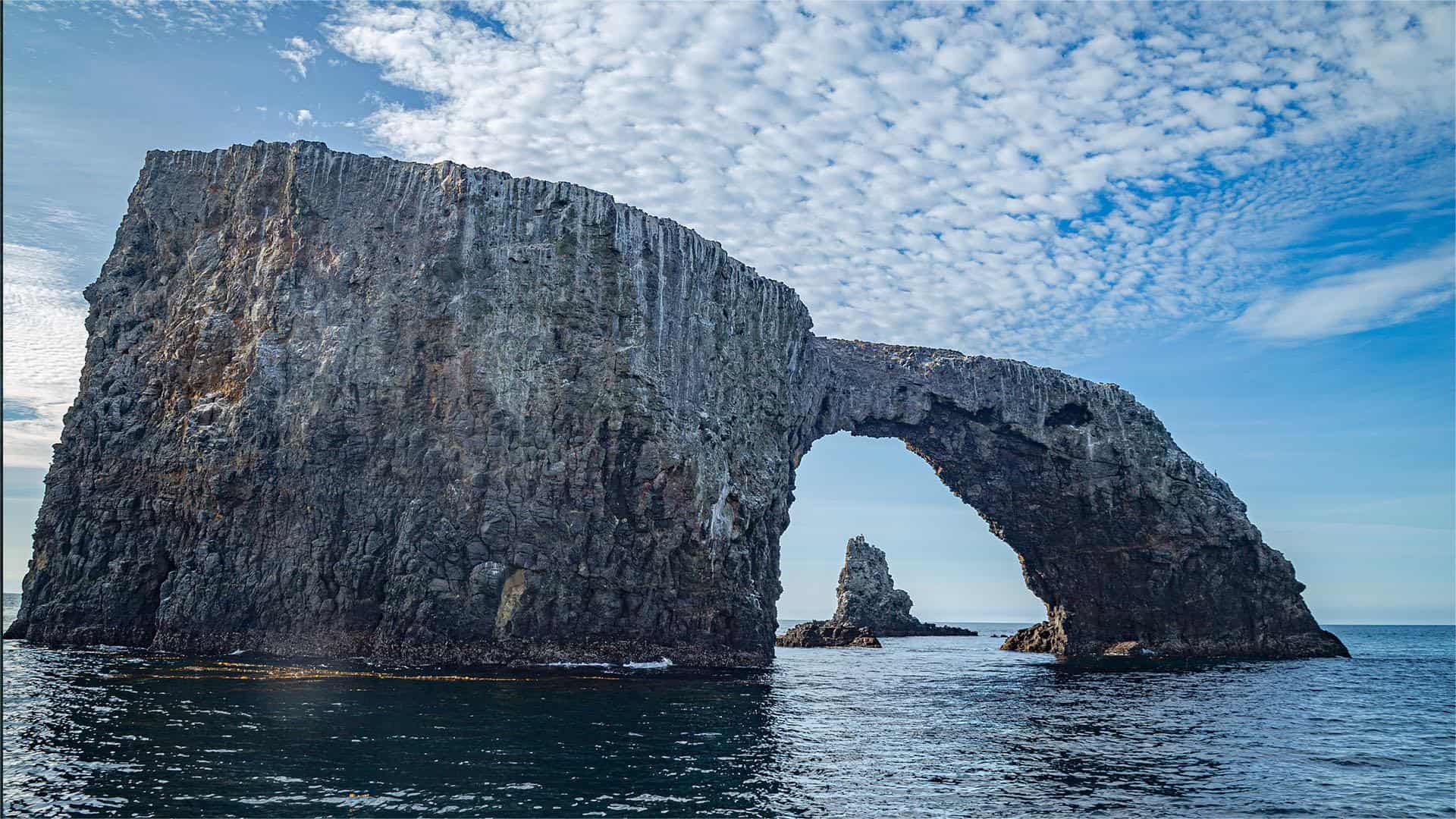 hidden-wonders-of-californias-channel-islands-anacapa-arch