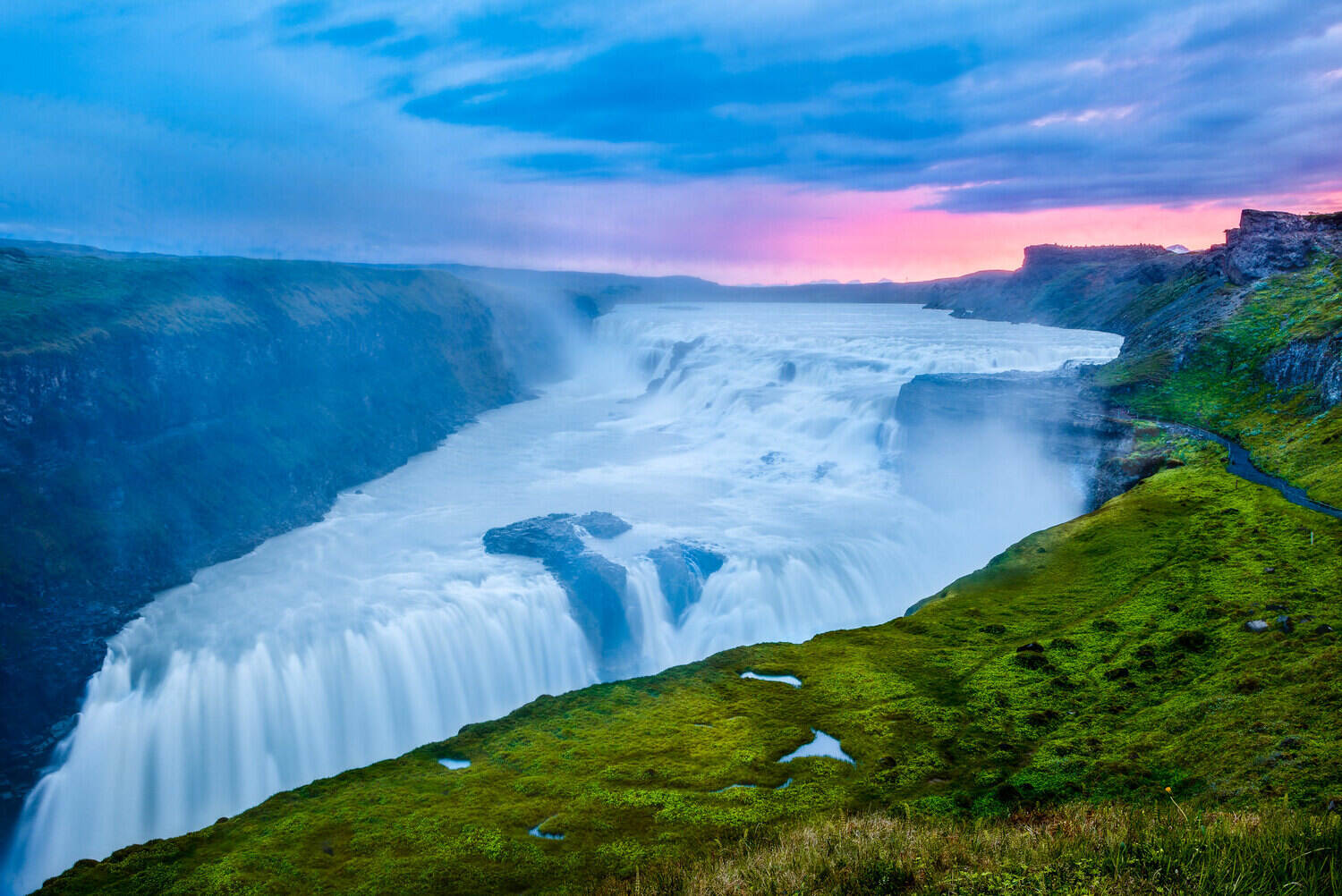 mysterious-waterfall-research-at-icelands-gullfoss
