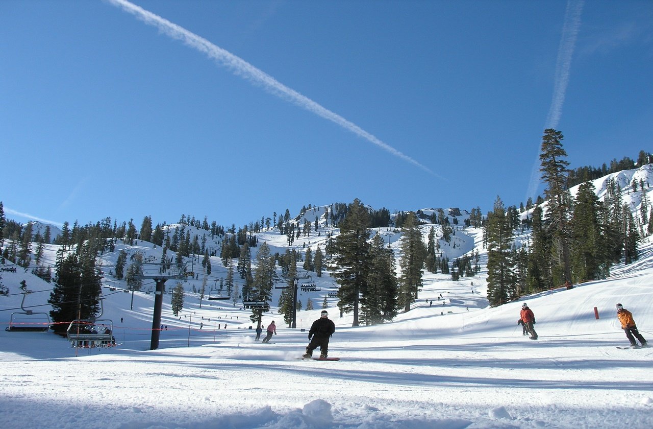 Snowboarding at Alpine Meadows