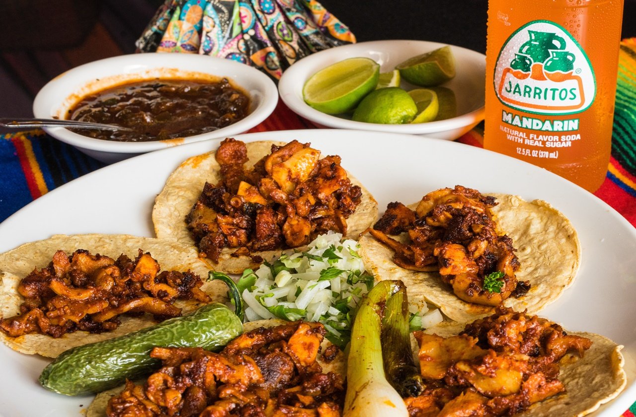 Mandarin soda with Mexican tacos