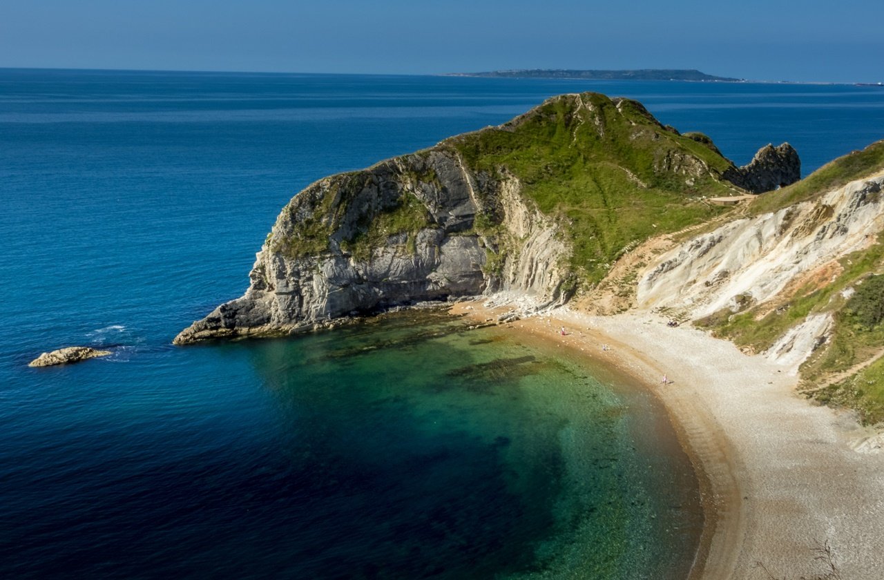 Man o War Bay in Ludworth along Jurassic Coast