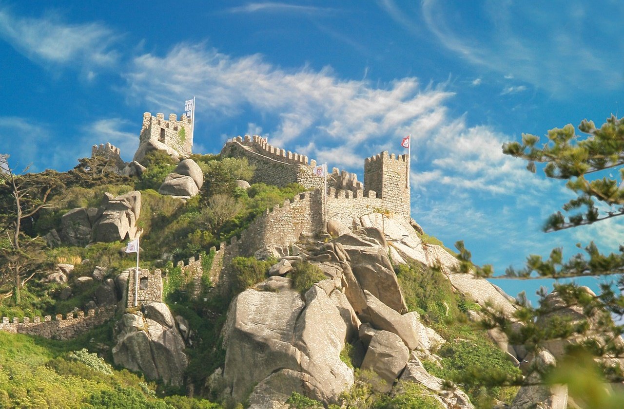 Castle of the Moors Daytime view of the walls of the Castle of the Moors