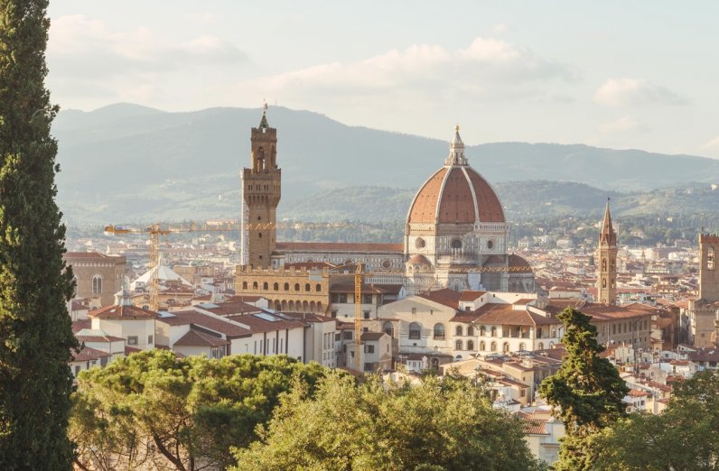 View of Florence cathedral fro a distance