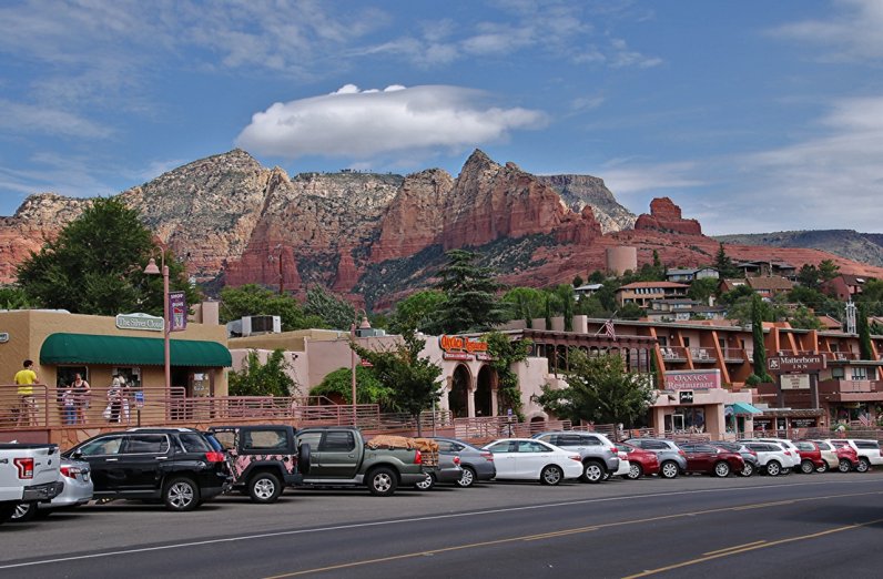 Sedona Highway lined with shops and restaurants in sedona